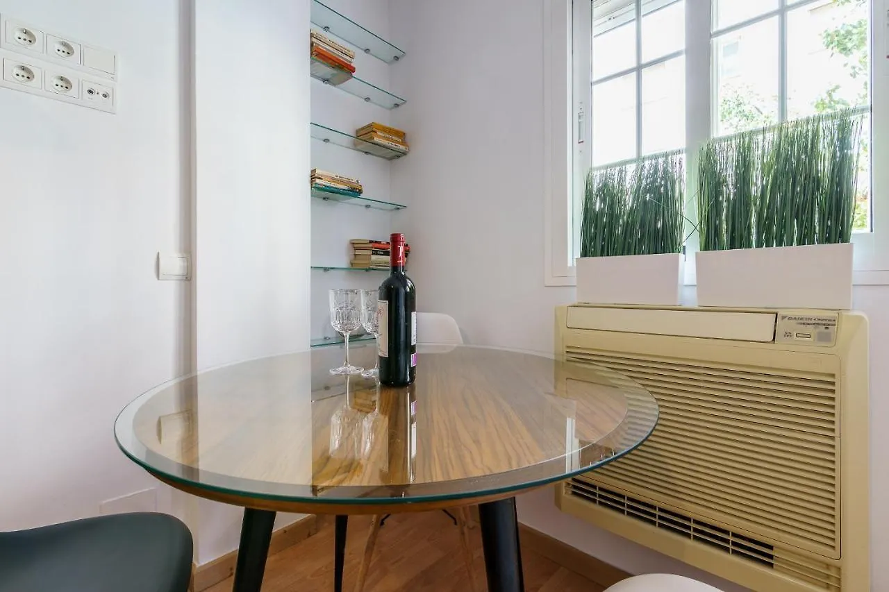 Malagasuite Downtown Apartment